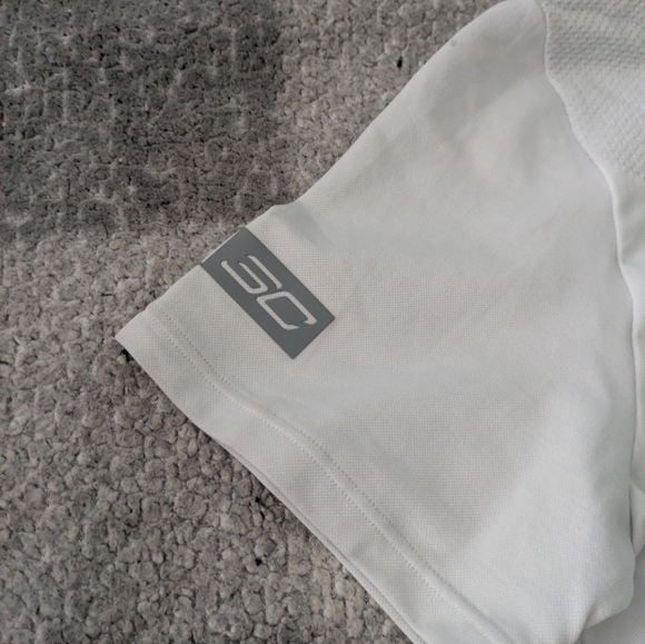 Under Armour Steph Curry Men Small Runnnng Short Sleeve Hoody 042025 - Picture 7 of 8